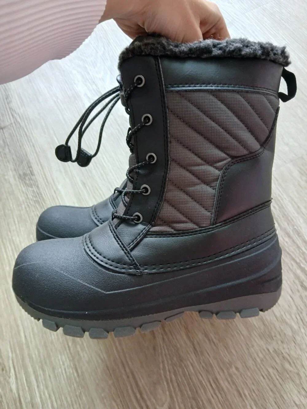 NWOT ALL IN MOTION SIZE 2 BLACK GIRLS WINTER BOOTS!